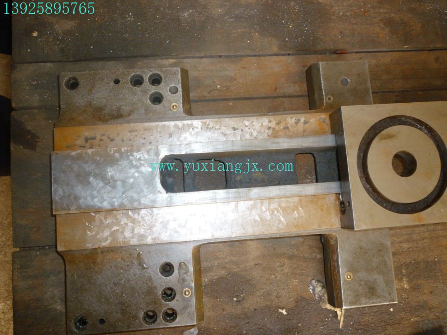 沖床的安全技術要求及危險因素